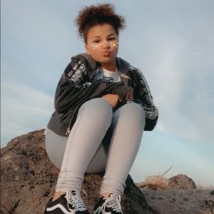 Meet your Posher, Kenna